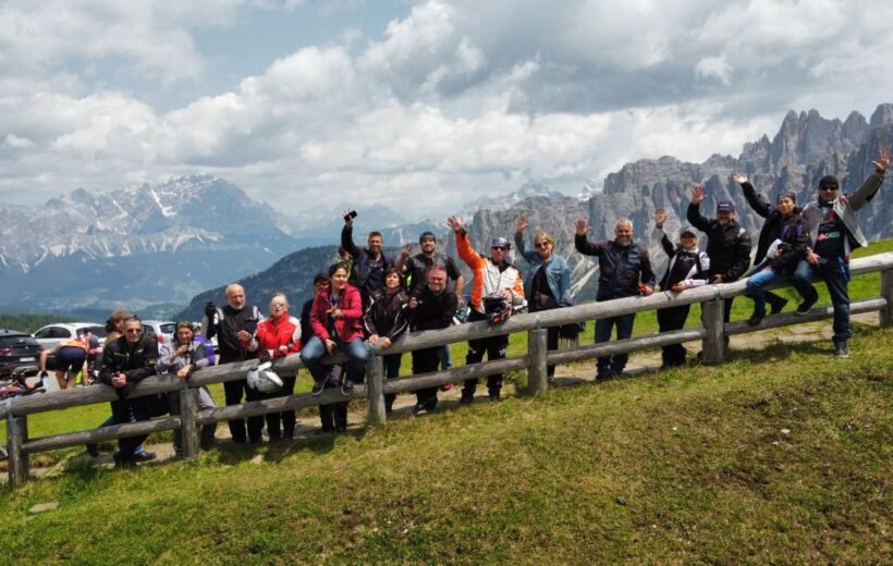 CAMPAÑA 2025 | TOUR 20 DÍAS BUCAREST-GÉNOVA: RUTA ÉPICA POR TRANSILVANIA, DOLOMITAS Y PASO DE STELVIO